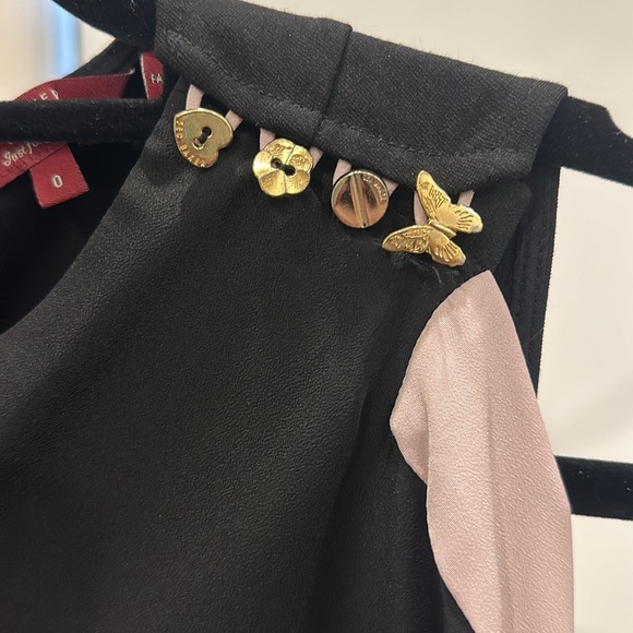 Ted Baker dress • size: 0 • cute “cape” detail on one side + gold buttons - Picture 3 of 7